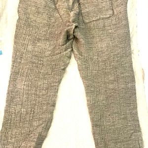 Onia 3 pocket l stretchy crepe like material